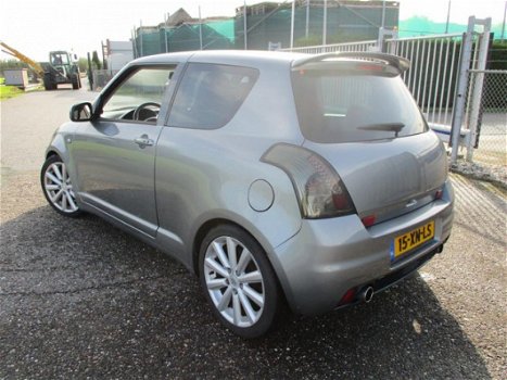 Suzuki Swift - 1.6 Sport - 1