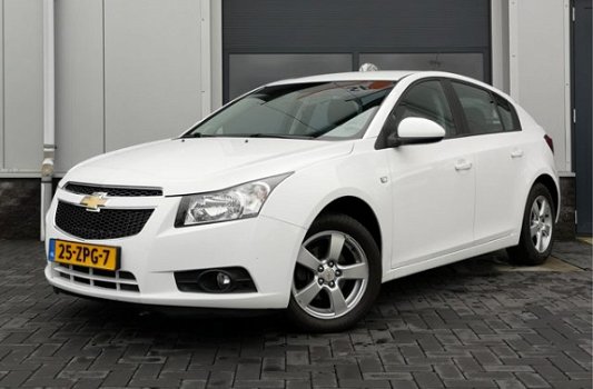 Chevrolet Cruze - 1.6 LT NAVI/AIRCO/PDC/TREKHAAK - 1