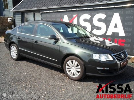 Volkswagen Passat - 2.0 FSI Highline - 1