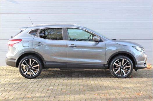 Nissan Qashqai - 1.5 dCi Tekna *1350kg Trekgewicht* | Trekhaak | Panoramadak | Leder | 360° Camera | - 1