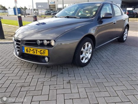 Alfa Romeo 159 - 1.9 JTS Distinctive - 1