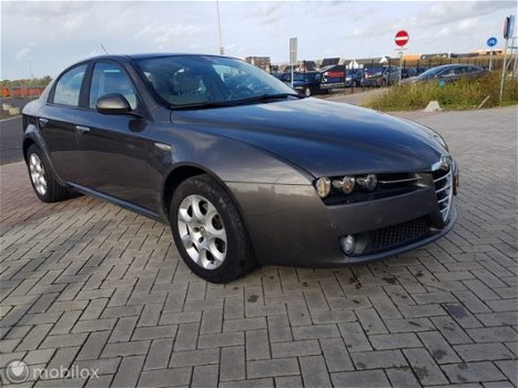 Alfa Romeo 159 - 1.9 JTS Distinctive - 1