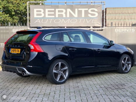 Volvo V60 - 1.6 T3 R-Design | Navigatie | Bluetooth - 1