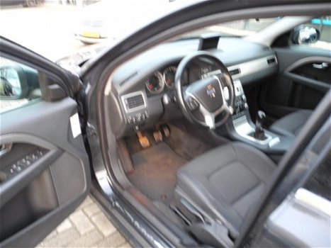 Volvo V70 - 1.6D DRIVe Kinetic 204.000 km. i.z.g.st. incl. garantie - 1