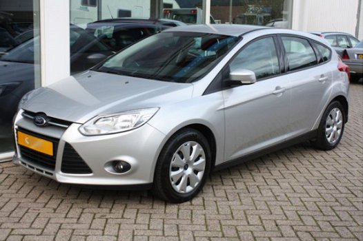 Ford Focus - 1.0 EcoBoost Trend | 1e Eig. | Airco | Stoelvw. | Verw. voorruit | - 1