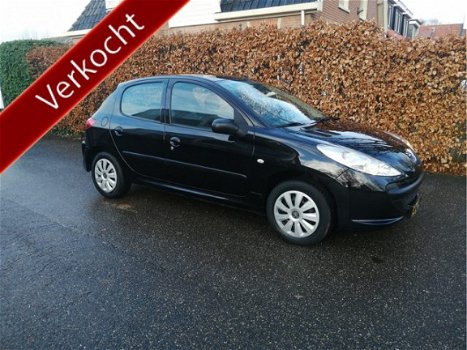 Peugeot 206 - 1.1 XS 5drs/ slechts 55 dkm/ Zwart/ Nieuwstaat/ 6 mnd Garantie - 1