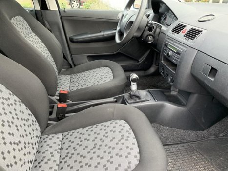 Skoda Fabia Combi - 1.4-16V Ambiente 950000km. APK 08-2020 Serviceboekjes aanwezig - 1