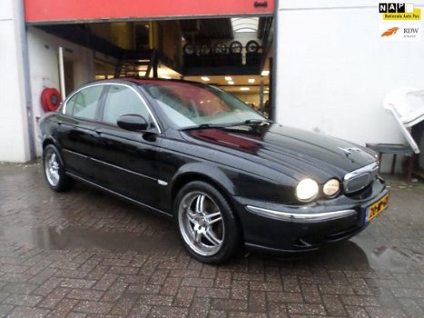 Jaguar X-type - 2.0 D Executive Goed onderhouden * Clima * Leer * 17 incl velgen * NAVI - 1