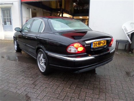 Jaguar X-type - 2.0 D Executive Goed onderhouden * Clima * Leer * 17 incl velgen * NAVI - 1