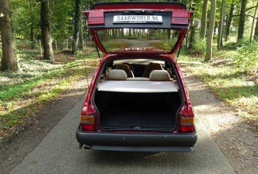 Saab 900 - 2.0 Turbo Red Arrow - 1