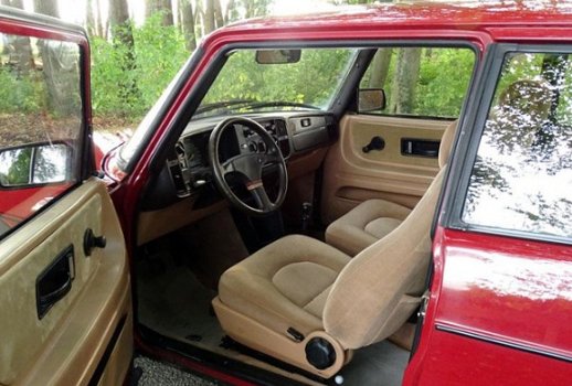 Saab 900 - 2.0 Turbo Red Arrow - 1