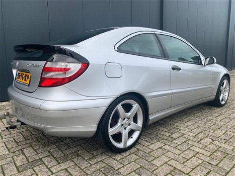 Mercedes-Benz C-klasse Sportcoupé - 200 K. TREKHAAK, CRUISE-CONTROL, AIRCONDITIONING, APK - 1