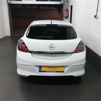 Opel Astra GTC - 1.6 - 1