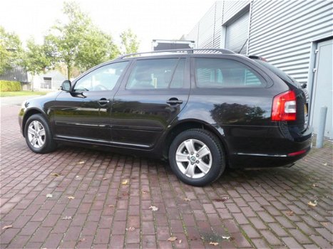 Skoda Octavia Combi - 1.2 TSI 2011 NAVI/CLIMATRONIC/CRUISECONTROL - 1