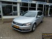 Volkswagen Passat Variant - 1.6 TDI Comfort Executive Line BlueMotion Dealer onderhouden met volledi - 1 - Thumbnail