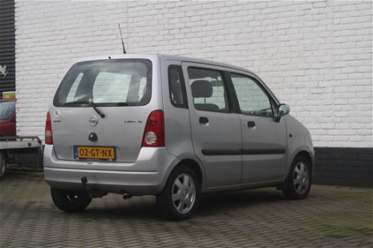 Opel Agila - 1.2-16V Elegance Airco stuurbekrachtiging Trekhaak - 1