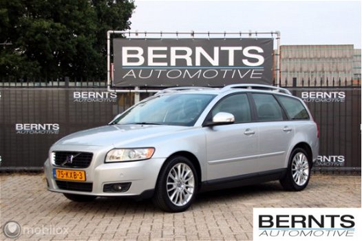 Volvo V50 - 2.0 | Leder | Navigatie | Bluetooth - 1