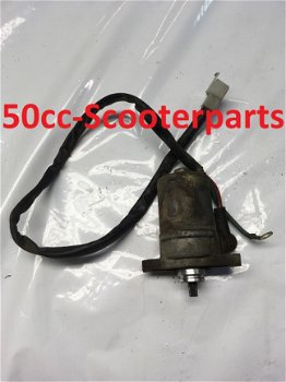 Startmotor Beeline Veloce 181.HJ-21100-007-0000 Gebruikt - 1