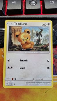 Teddiursa 171/236 Sun & Moon: Cosmic Eclipse - 1