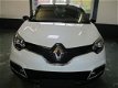 Renault Captur - 1.2 TCe Dynamique White edition 120pk 4 cilinder navi camera leer trekhaak - 1 - Thumbnail