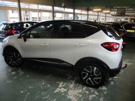 Renault Captur - 1.2 TCe Dynamique White edition 120pk 4 cilinder navi camera leer trekhaak - 1