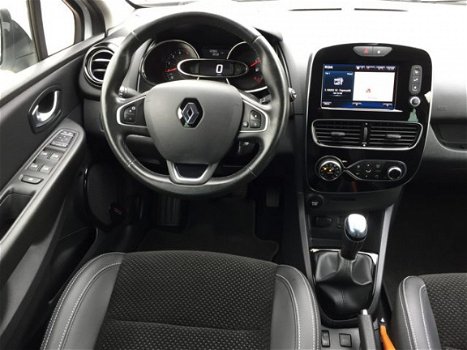 Renault Clio - 1.5 dCi Ecoleader Intens 5-DEURS, VOL OPTIES, AIRCO(CLIMA), HALF LEDER INTERIEUR, GRO - 1