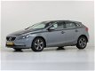 Volvo V40 - 2.0 D4 191 PK 6-Bak Momentum (BNS) - 1 - Thumbnail