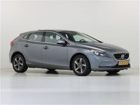 Volvo V40 - 2.0 D4 191 PK 6-Bak Momentum (BNS) - 1