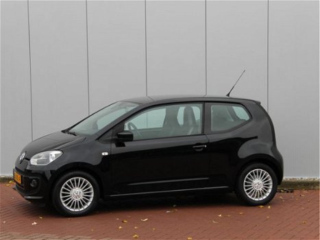 Volkswagen Up! - 1.0 High Up 1e Eig / Navi / Cruise - 1