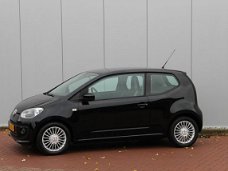 Volkswagen Up! - 1.0 High Up 1e Eig / Navi / Cruise