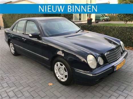 Mercedes-Benz E-klasse - E 200 CDI Avantgarde - 1