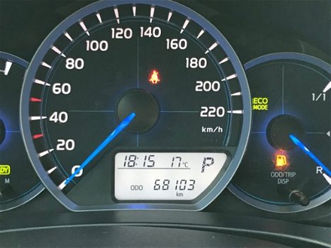 Toyota Yaris - 1.5 Full Hybrid Aspiration Camera, Climate, Cruise - 1