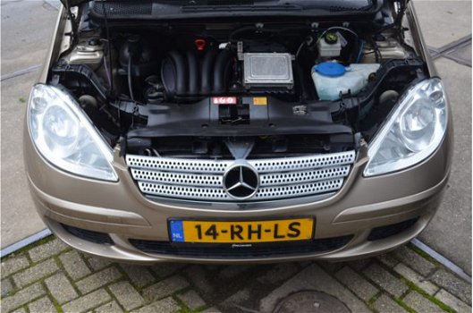 Mercedes-Benz A-klasse - 200 Classic automaat hoge instap - 1