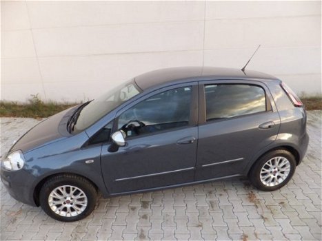 Fiat Punto Evo - 1.4 DYNAMIC - 1