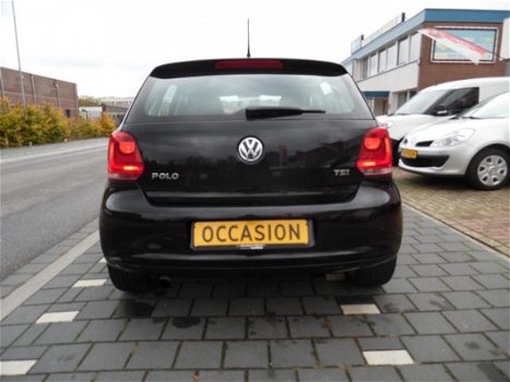 Volkswagen Polo - 1.2 TSI Comfortline 5 deurs , airco, sportvelgen , 6 versnellingen en navigatie - 1