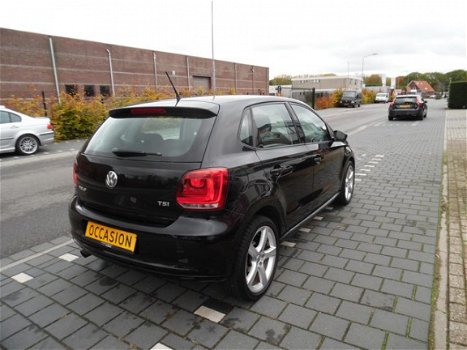 Volkswagen Polo - 1.2 TSI Comfortline 5 deurs , airco, sportvelgen , 6 versnellingen en navigatie - 1