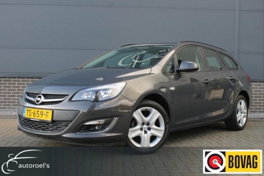 Opel Astra Sports Tourer - 1.4 Turbo Edition / 140 PK / Parkeersensoren / Sport-uitvoering - 1