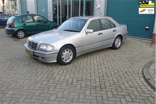 Mercedes-Benz C-klasse - 180 Sport youngtimer - 1