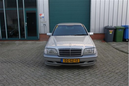 Mercedes-Benz C-klasse - 180 Sport youngtimer - 1