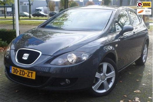 Seat Leon - 1.6 Streetstyle 5-d CrContr LM-velgen - 1