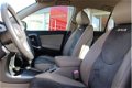 Toyota RAV4 - 2.0 VVTi Linea Sol 4WD/ TREKHAAK/ PARKEERSENSOREN/ CRUISE - 1 - Thumbnail