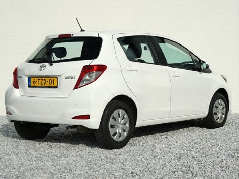 Toyota Yaris - 1.0 VVT-i Now 1e Eigenaar Nieuwstaat - 1