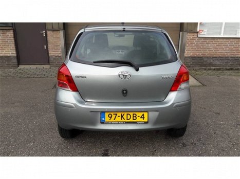 Toyota Yaris - 1.0 12v VVT-i Access - 1