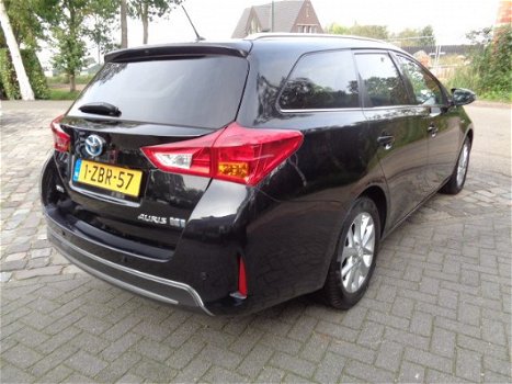 Toyota Auris - TS 1.8 HYBRID L.PL.XEN/NAVI/PANO/PDC/ECC - 1