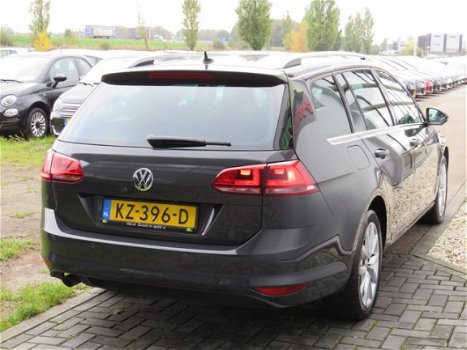 Volkswagen Golf Variant - 1.6 TDI Connected Series Groot Navi Camera DAB+ Clima PDC Cruise Half Lede - 1