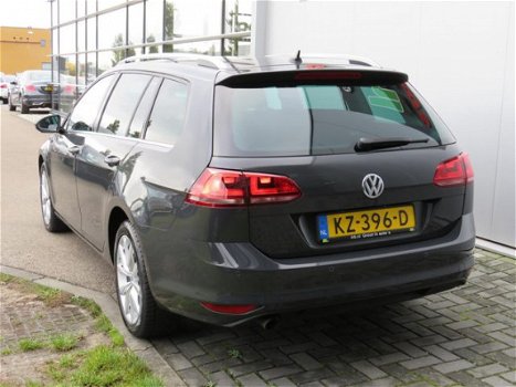 Volkswagen Golf Variant - 1.6 TDI Connected Series Groot Navi Camera DAB+ Clima PDC Cruise Half Lede - 1