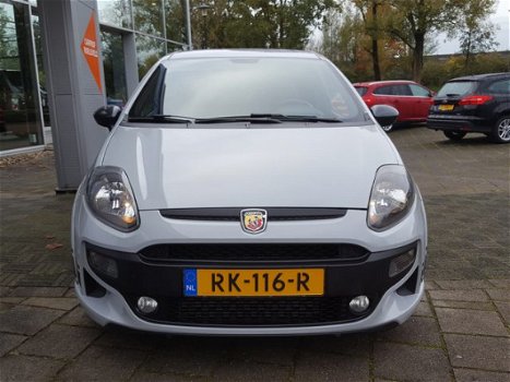 Abarth Punto Evo - 1.4 16V 163PK MULTI-AIR | NAVI | AIRCO | 17''LM | PRIVACY GLASS | PDC | MISTLAMPE - 1