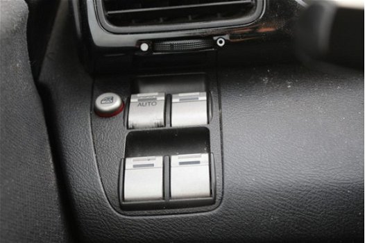 Honda FR-V - 1.7i Comfort airco, climate control, radio cd speler, elektrische ramen, trekhaak, lich - 1