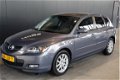 Mazda 3 - 3 1.6 Active Airco Lichtmetaal Rijklaarprijs Inruil Mogelijk - 1 - Thumbnail