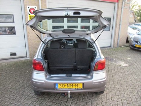 Toyota Yaris - 1.0 VVT-i Sol - 1